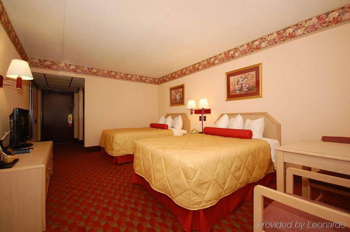 Ramada By Wyndham Murfreesboro Esterno foto